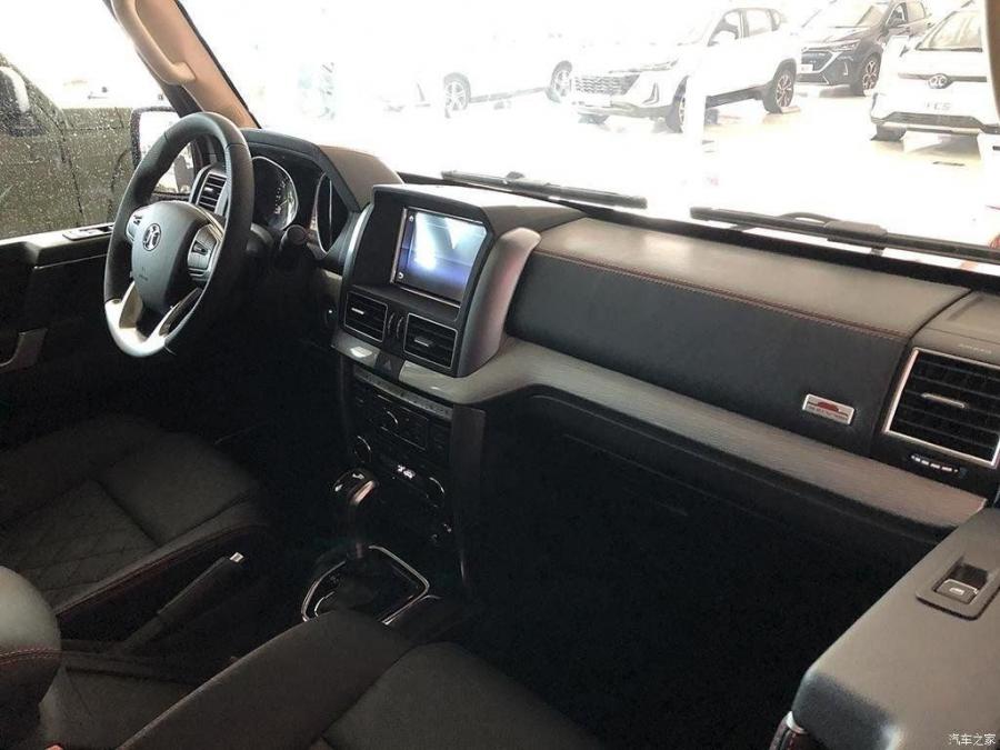 Торпедо BAIC Beijing BJ80 70th Anniversary 2019 года  (фото 3 из 13)